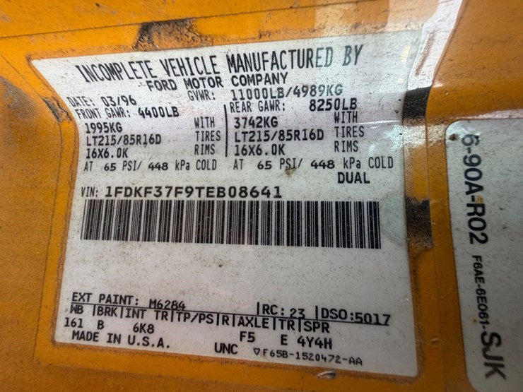 #91-•-1996-ford-f-350-xl-power-stroke-diesel-utility-truck-image-8