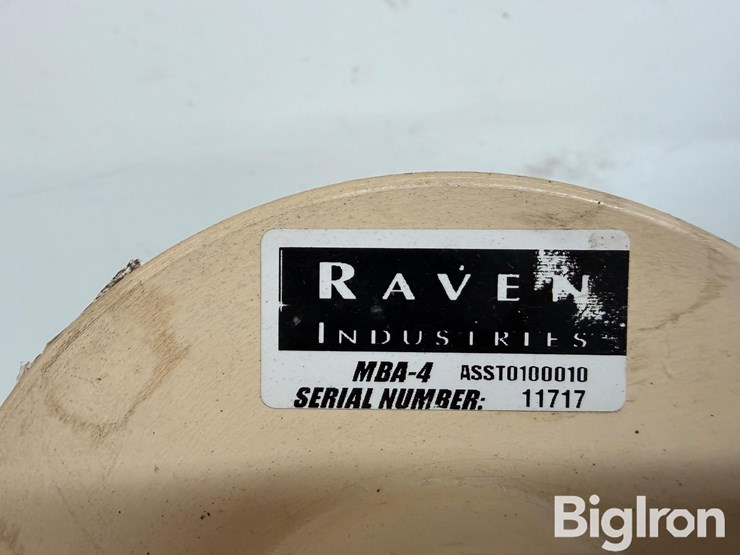 case-ih-150-lightbar-w/raven-receiver-image-17