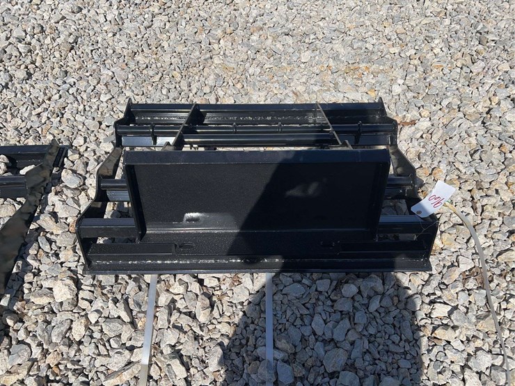 mini-skid-steer-land-leveler-attachment-image-3