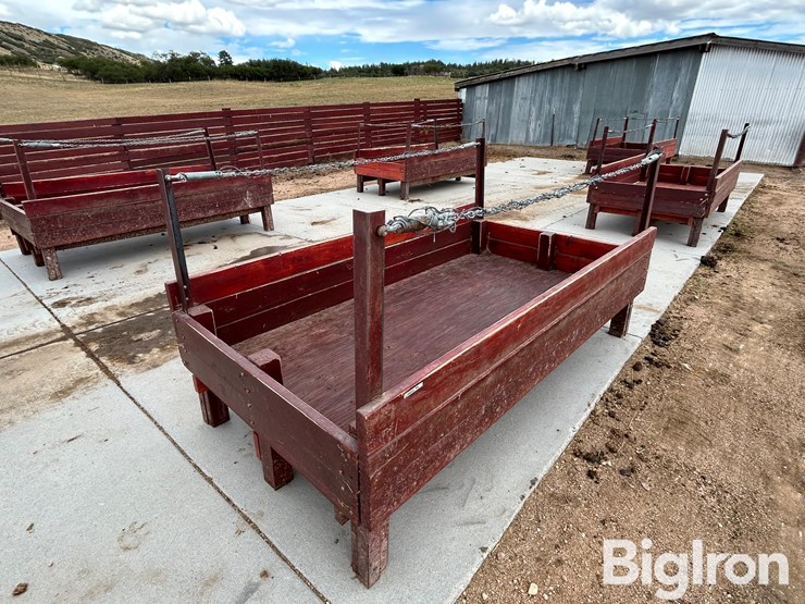 wood-cattle-feed-bunks-image-3