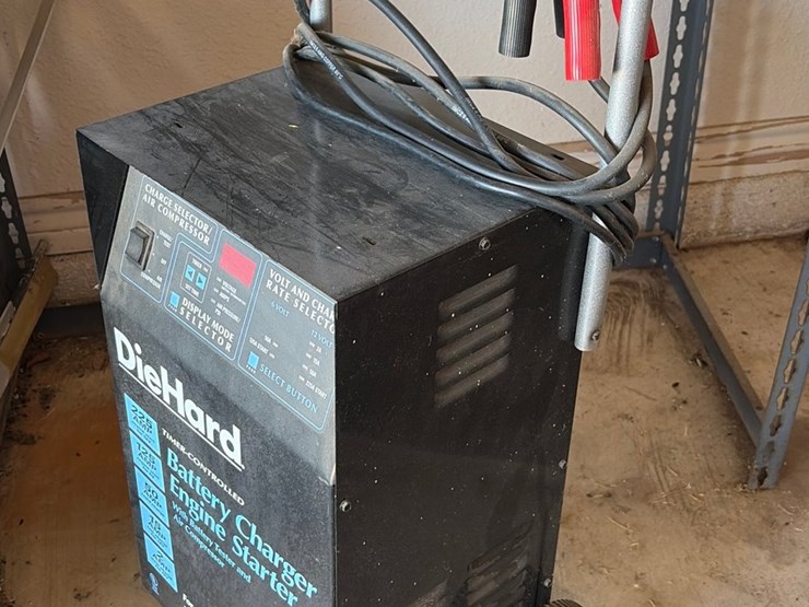 #37-•-diehard-battery-charger/engine-start/air-compressor-image-2