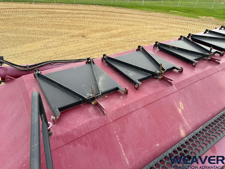 2010-seedhawk-62-ft.-seeder-image-66