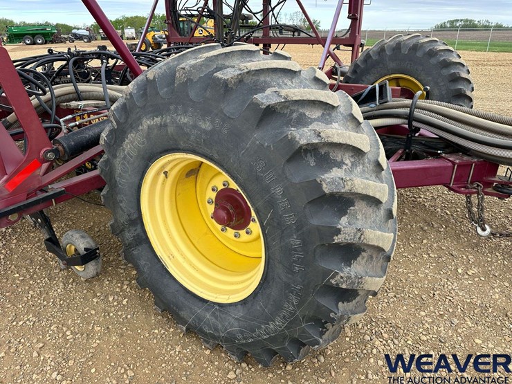2010-seedhawk-62-ft.-seeder-image-36