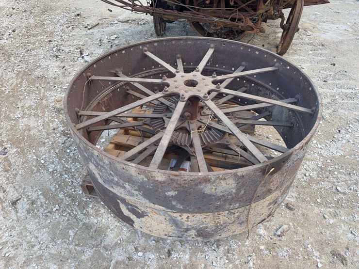 (2)-steel-wheels-image-1