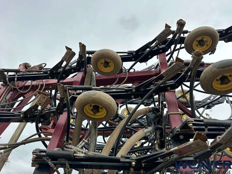 2010-seedhawk-62-ft.-seeder-image-25