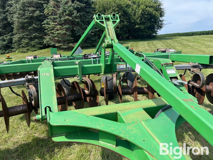 2009-john-deere-512-disk-ripper-image-11