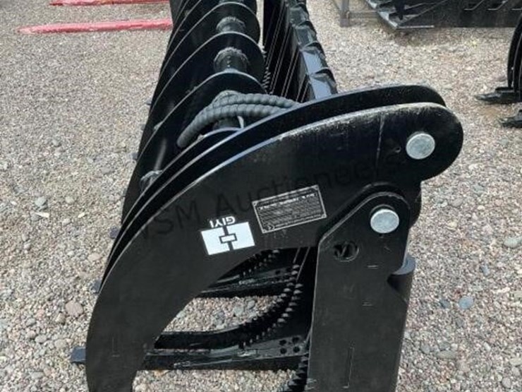 2026-giyi-72in-log-grapple-for-skid-steer-image-5