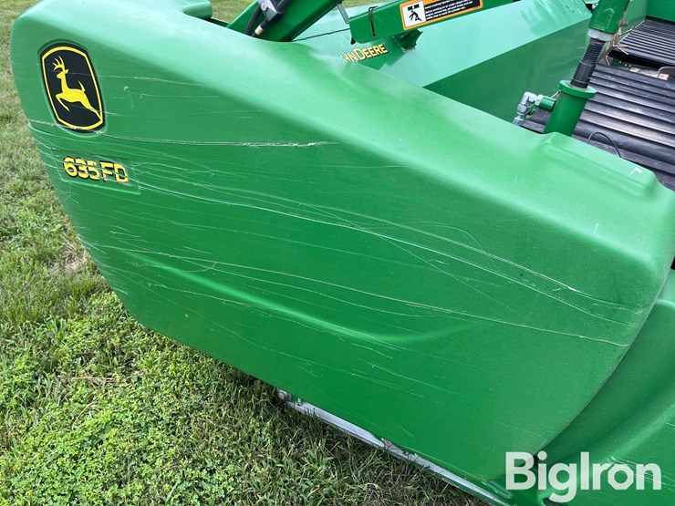 2013-john-deere-635fd-35'-flex-draper-image-17