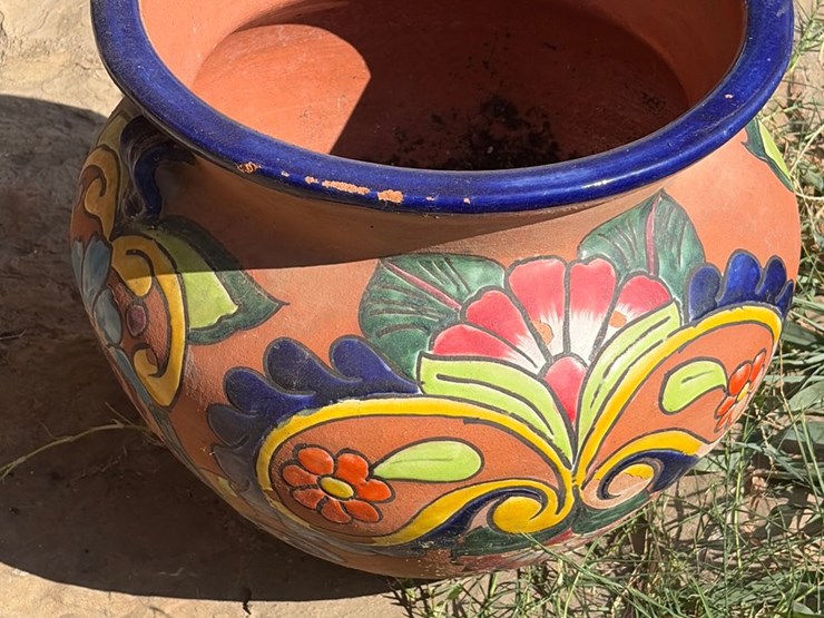 #28-•-handpainted-terra-cotta-pot-17-inch-diameter-image-2