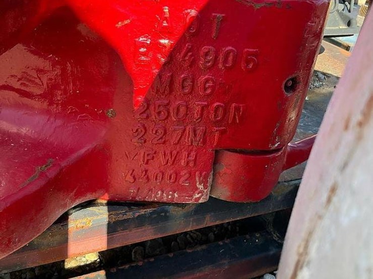 250-ton-4-1/2"-center-latch-drill-pipe-elevator-image-9