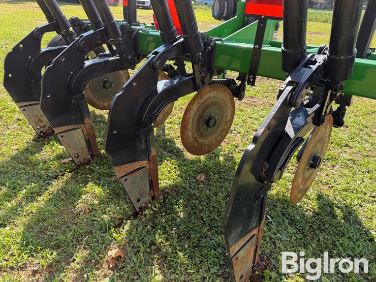 unverferth-zone-builder-132-subsoiler-image-20