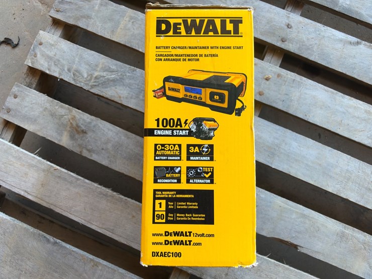 #17-•-dewalt-battery-charger/maintainer-w/-engine-start-image-3