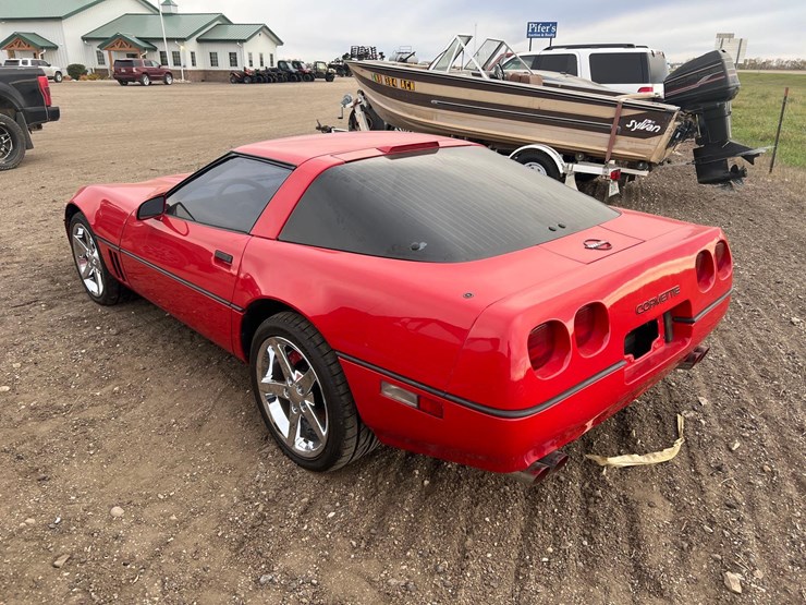 1988-chevrolet-corvette-image-7