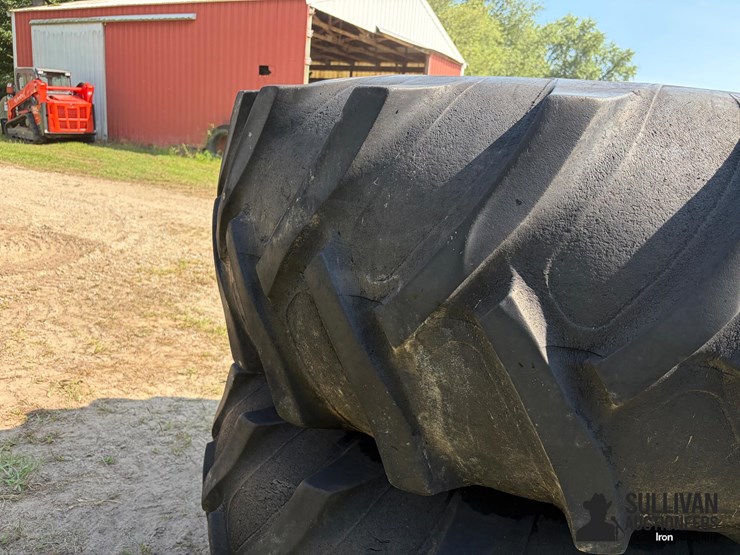 10-bolt-rims-on-23.1-34-tires-image-12