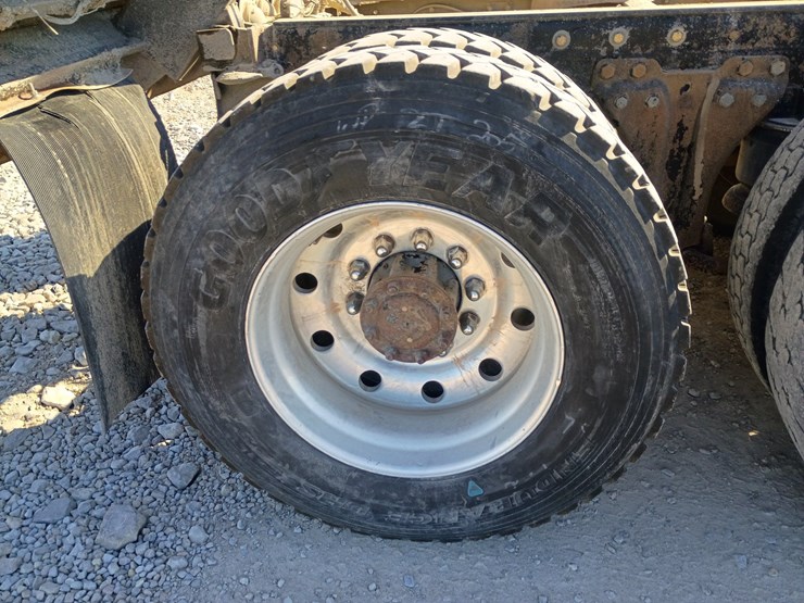 #27067-•-1984-kenworth-w900-tri-axle-dump-truck-image-96