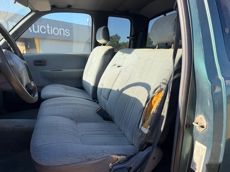 #42790-•-1998-toyota-t100-pickup-truck-image-13