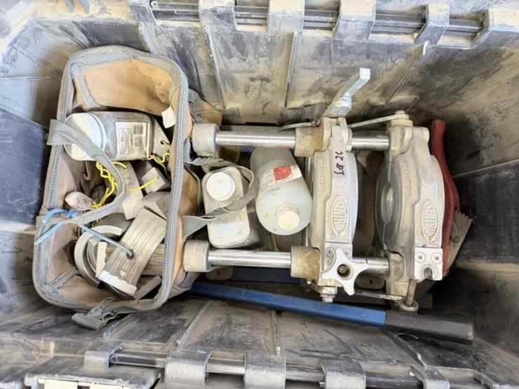 central-pipe-fusing-tool-in-box-w/-makita-head-image-2