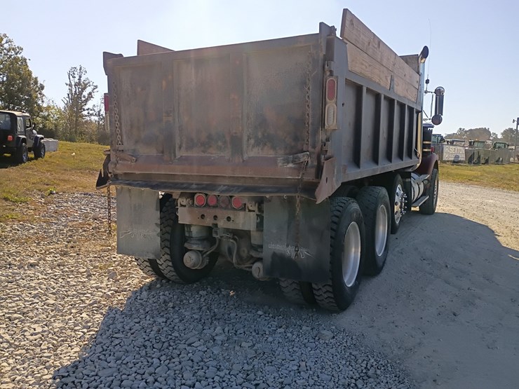 #27067-•-1984-kenworth-w900-tri-axle-dump-truck-image-8