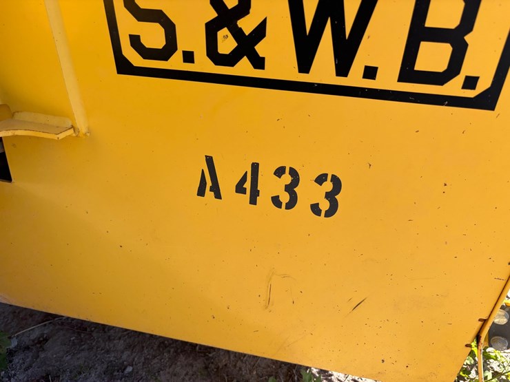 #18-•-new-holland-b110c-backhoe-loader-image-20