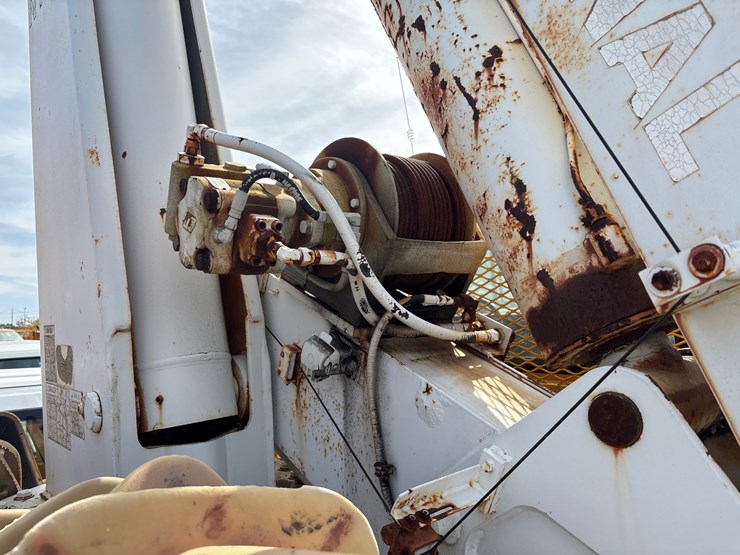 #64-•-1989-ford-ft900-crn-ford-ft900-crn-image-11