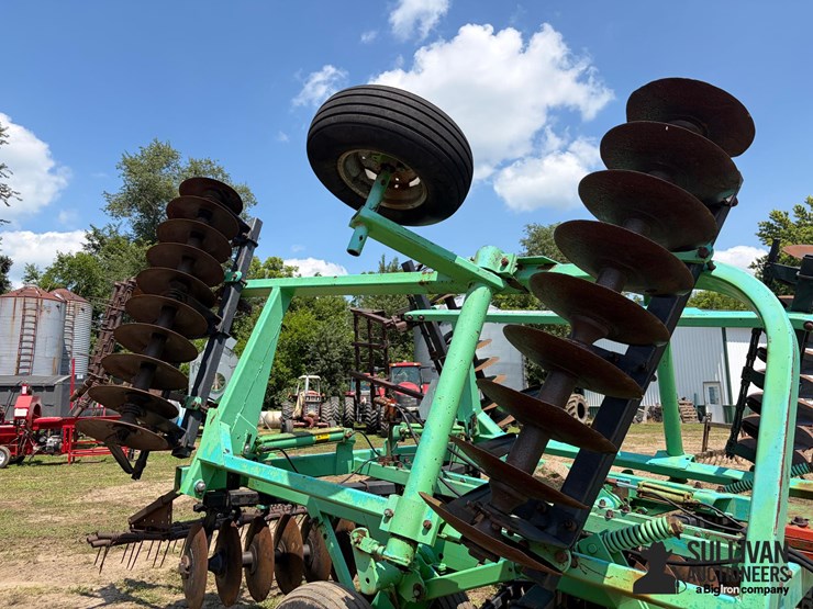 1996-deutz-allis-v2500d-disk-image-16