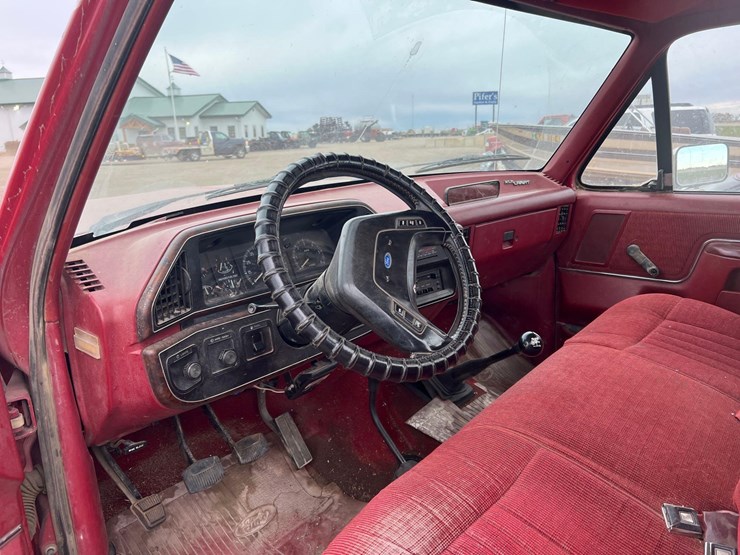 1990-ford-f-250-pickup-image-9