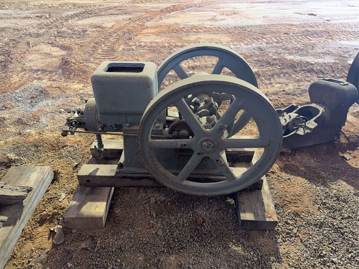 gray-4-hp-engine-image-5