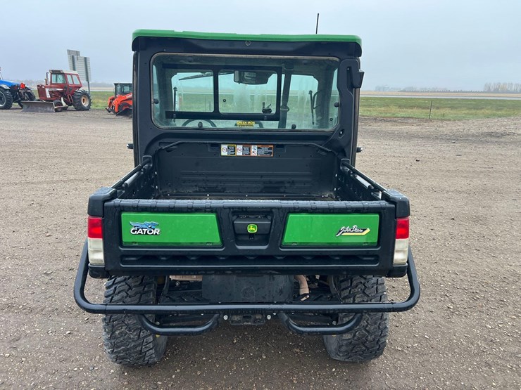 john-deere-gator-image-5
