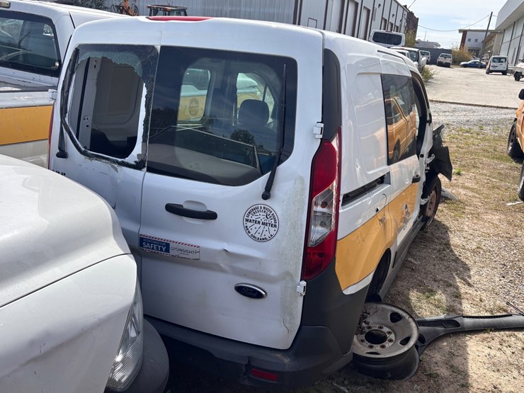 #61-•-ford-transit-connect-cargo-van-with-2.5l-engine-image-3