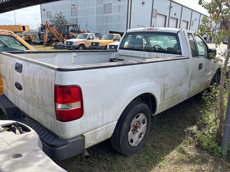 #66-•-2006-ford-f-150-extended-cab-pickup-truck-image-4
