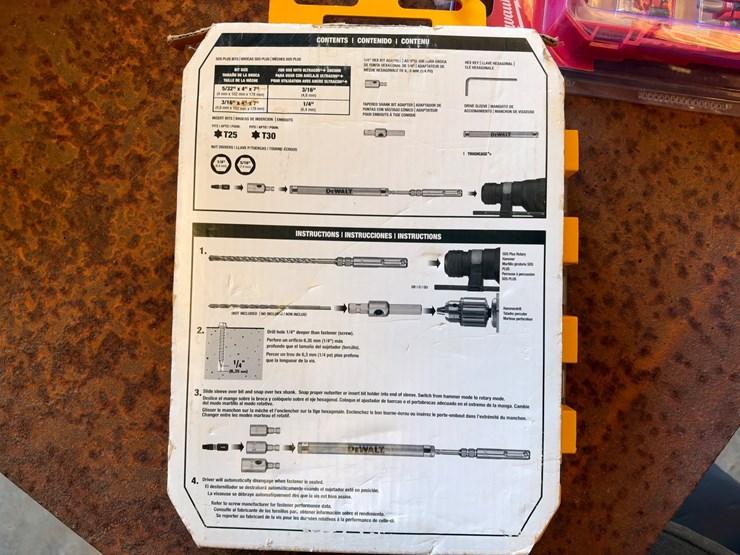 #35-•-milwaukee-and-dewalt-bit-driver-kit-image-3