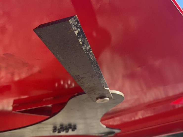 6’-red-skid-steer-brush-cutter-attachment-image-9