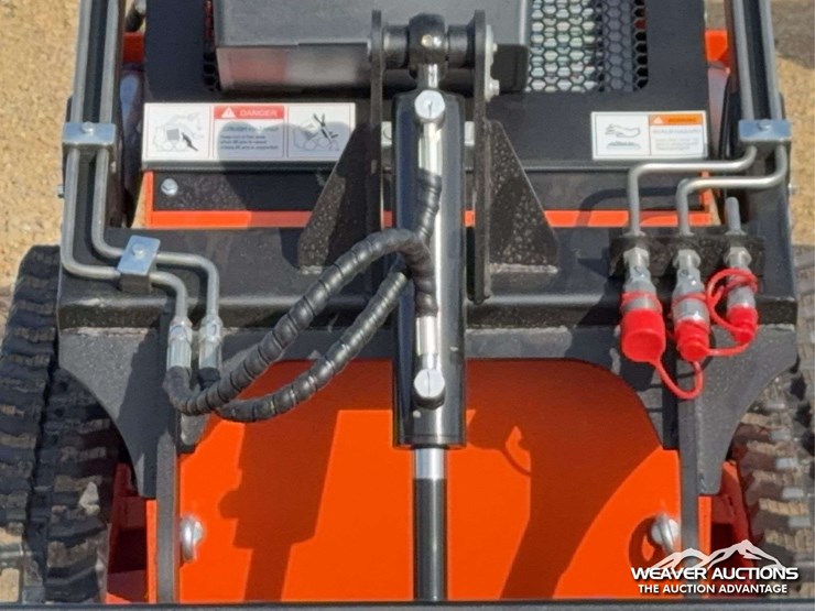 2026-captok-skid-steer-loader-image-15