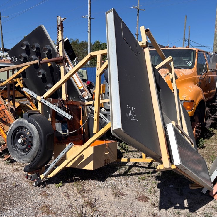 #25 • Towable Solar-Powered Flashing Arrow Board Trailer