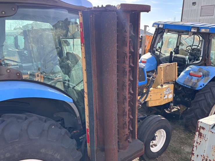 #47-•-new-holland-tractor-with-tiger-flail-mower-attachments-image-11