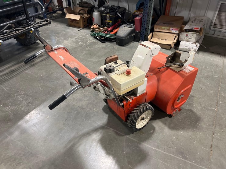 jacobsen-826-walk-behind-snowblower-image-4