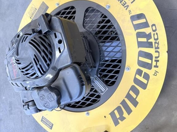 hurco-ripcord-ventilator-w/-briggs-gas-engine-image-2