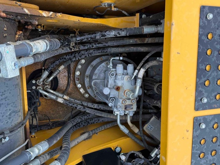 2022-deere-210g-lc-excavator-*unit-is-located-in-delmar-delaware*-image-8