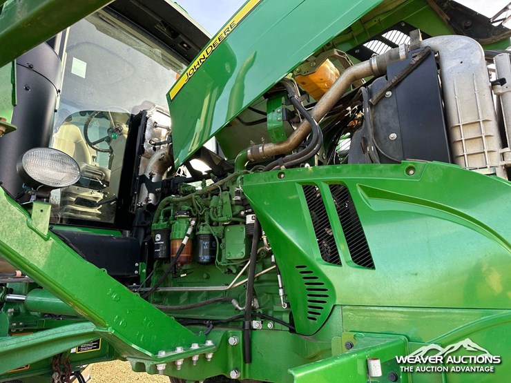 2014-john-deere-r4030-4x4-high-clearance-self-propelled-sprayer-image-83