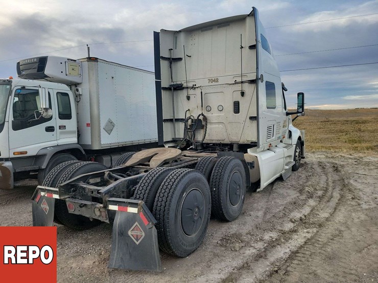 non-operable-2022-international-lt625-t/a-wet-kit-day-cab-tractor-image-7