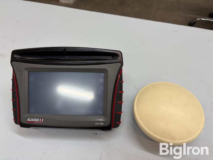 case-ih/trimble-fm-750-monitor-w/ag25-gnss-receiver-image-2
