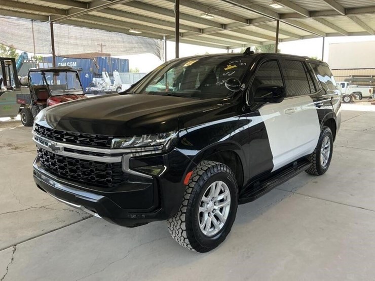 2021-chevrolet-tahoe-suv-image-4
