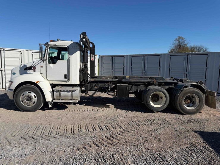 2009-kenworth-t370-tandem-axle-hook-truck-image-2
