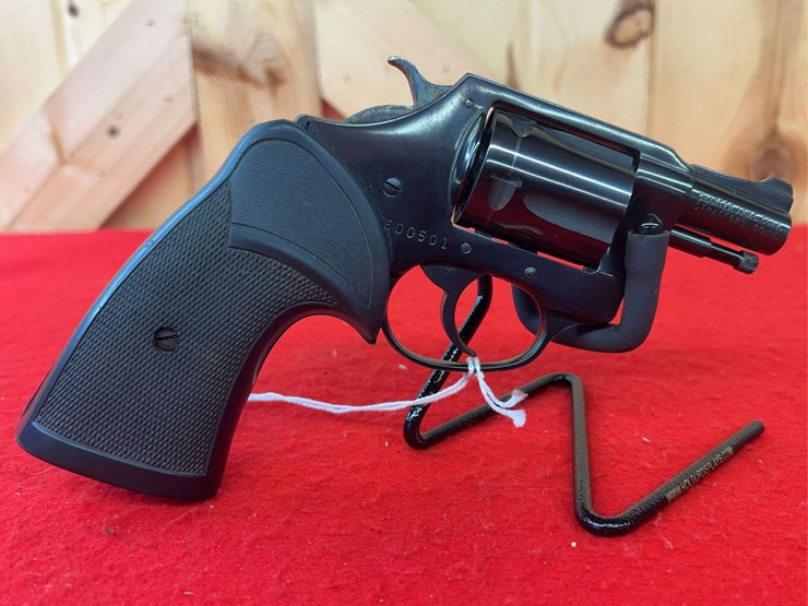 charter-arms-.38-special-da-revolver-image-4