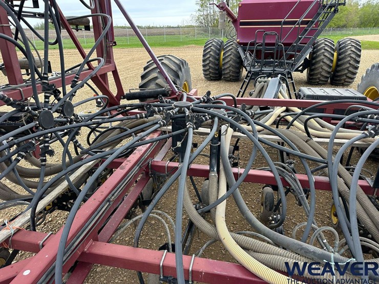 2010-seedhawk-62-ft.-seeder-image-16