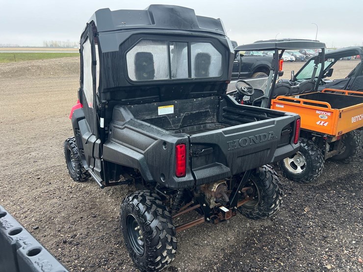 2018-honda-utv-image-6