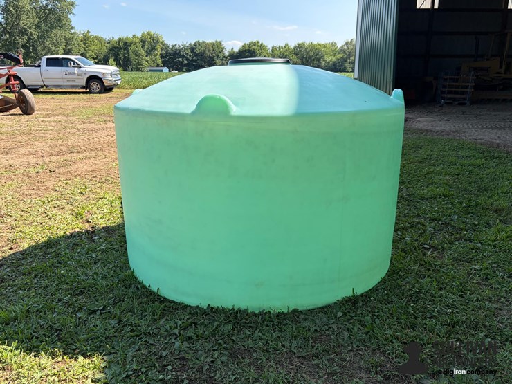 snyder-industries-550-gal-poly-tank-image-8