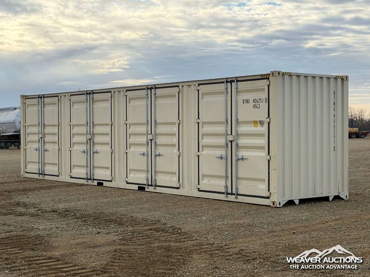 40-ft.-high-cube-5-door-shipping-container-image-4