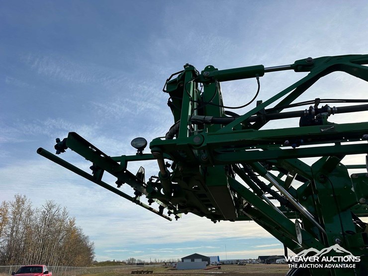 2014-john-deere-r4030-4x4-high-clearance-self-propelled-sprayer-image-66