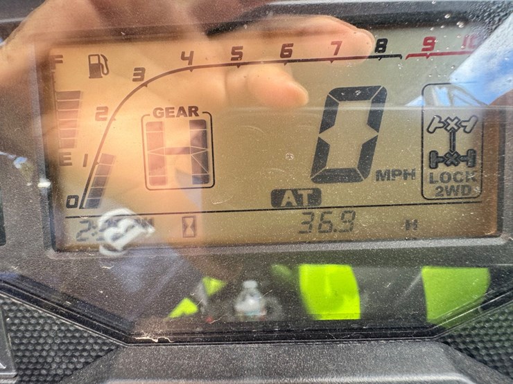 #255-•-2021-honda-talon-image-12